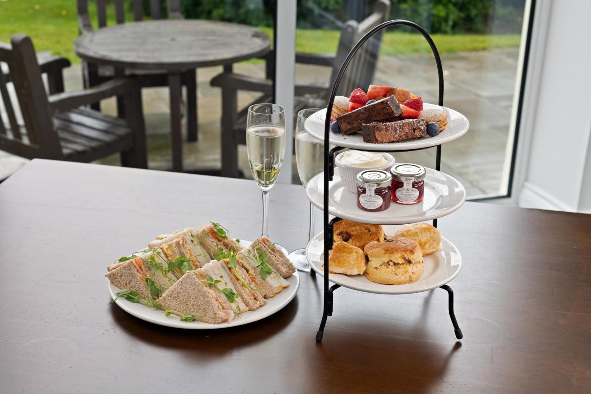 Best Western Priory Hotel Bury St. Edmunds Extérieur photo