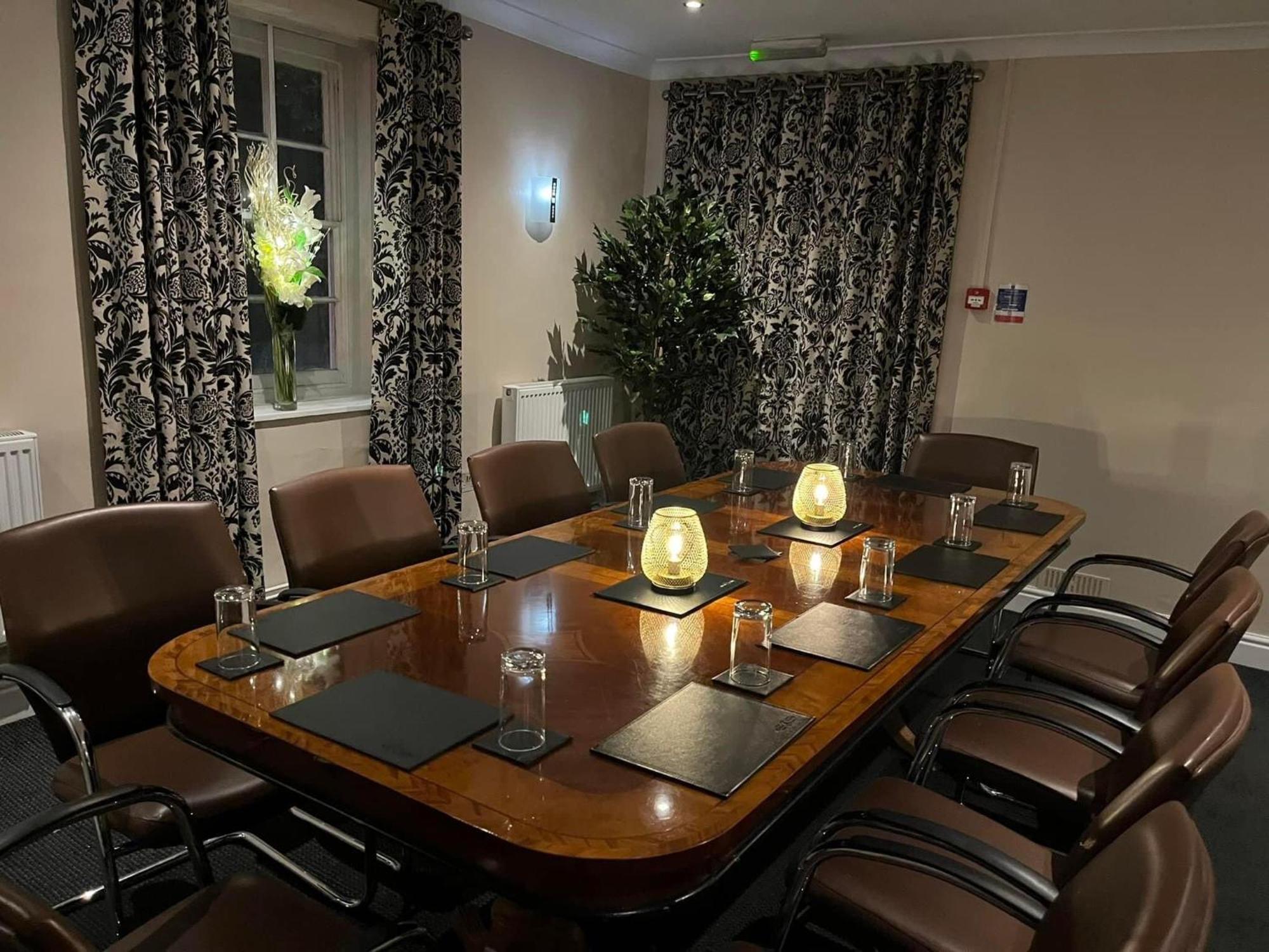 Best Western Priory Hotel Bury St. Edmunds Extérieur photo